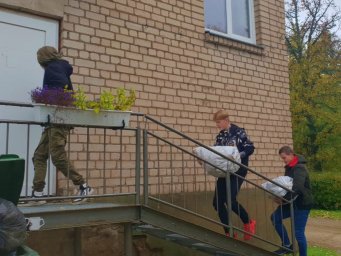 Lepojamies ar labajiem darbiem! Lepojamies ar labajiem darbiem!