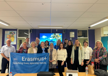 Erasmus+ Īrijas pieredze - mūsdienīga, darba tirgum pielāgota izglītība Erasmus+ Īrijas pieredze - mūsdienīga, darba tirgum pielāgota izglītība