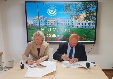 LBTU Malnavas koledžā viesojas pārstāvji no Aukštaitijas profesionālās apmācības centra (Lietuva) LBTU Malnavas koledžā viesojas pārstāvji no Aukštaitijas profesionālās apmācības centra (Lietuva)